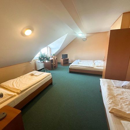 Hotel Arkadia Klecza Gorna Eksteriør bilde